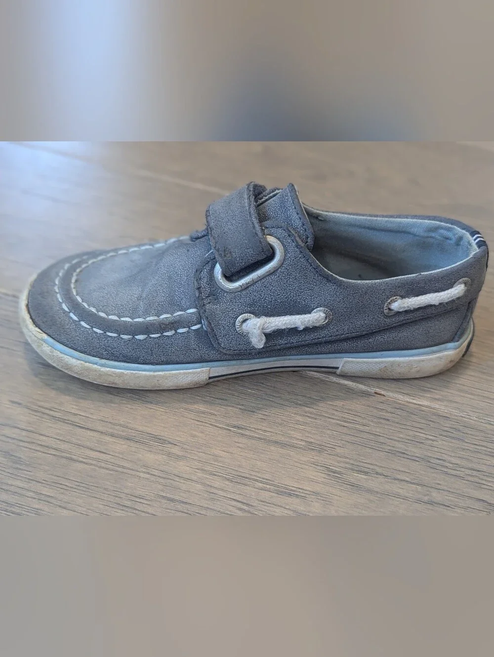 Nautica Boys Gray Slip-On Boat Shoes With Velcro Strap, Size 11